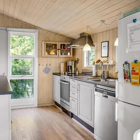 Amazing In With Kitchen